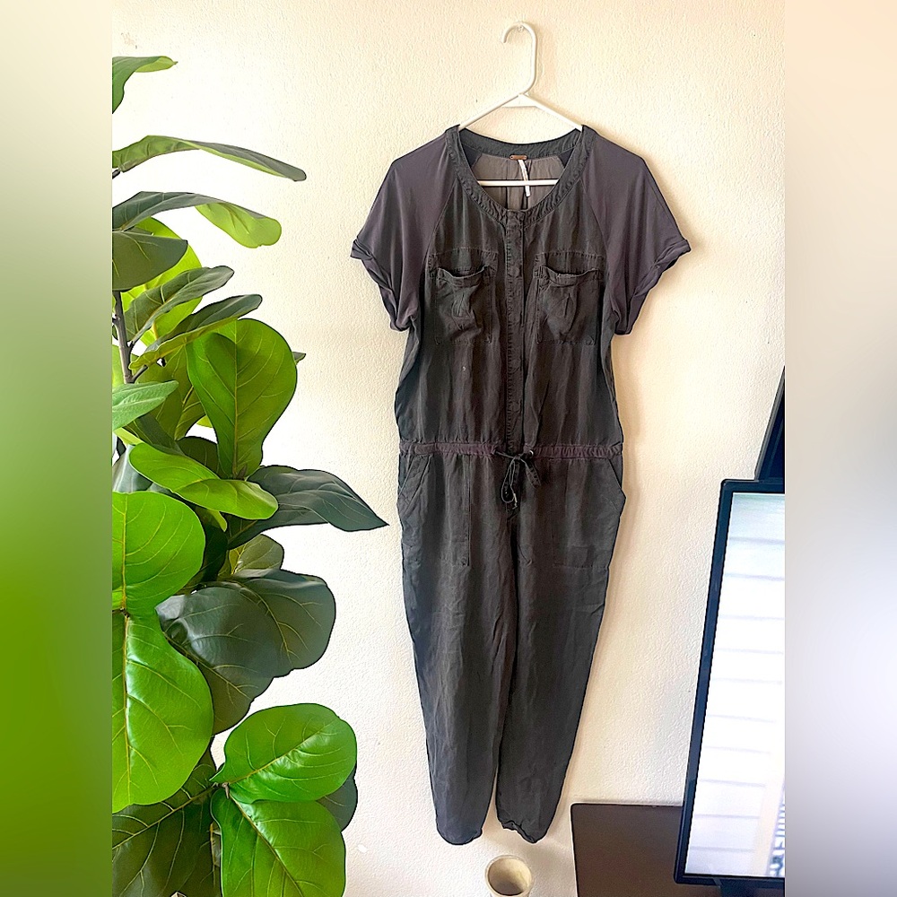 Free People Jumpsuit Snap-Up Grey and Purple Full Length Leg Women’s Size Small